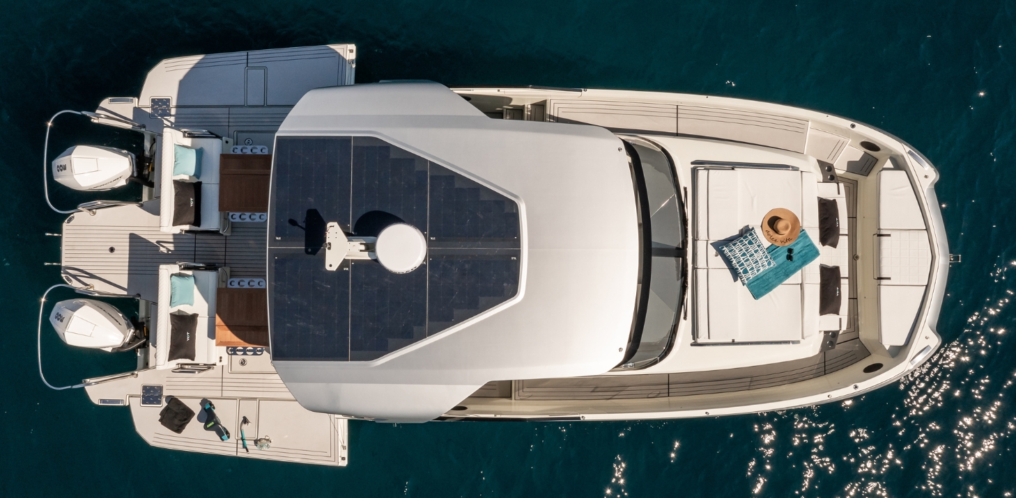 YOT 36: An innovative motor catamaran for unforgettable moments at sea